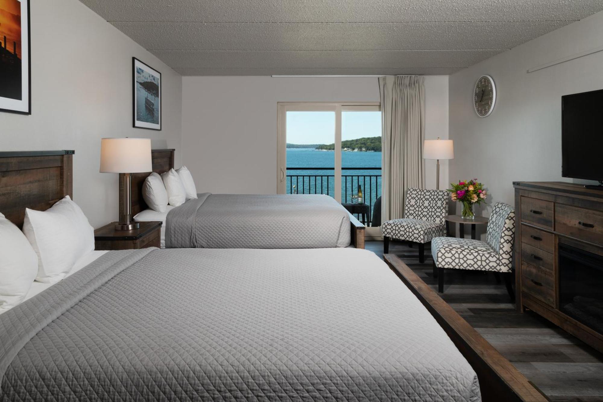 Harbor Shores on Lake Geneva Rom bilde
